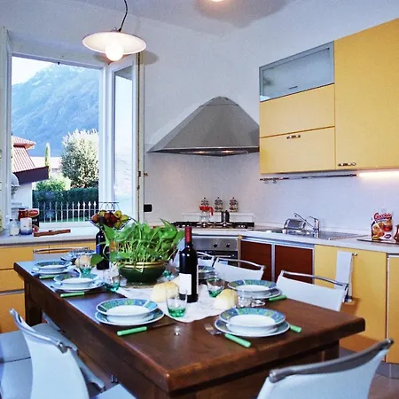 Sleeps 8 Villa