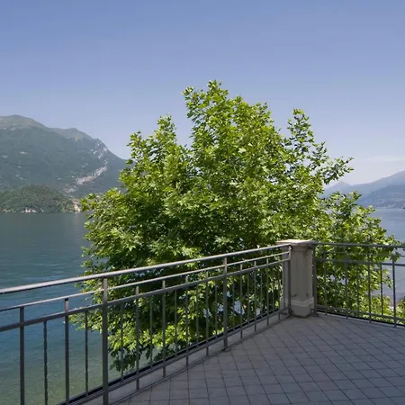 Villa Sleeps 8 Lezzeno